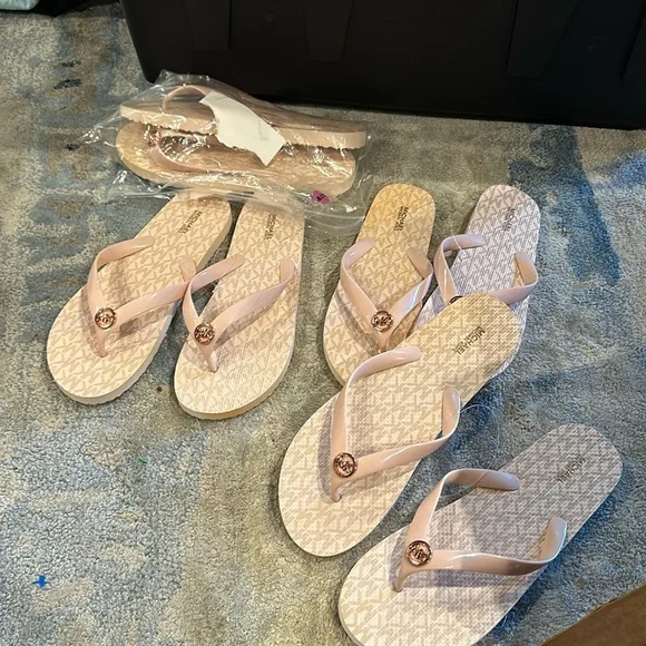 Michael Kors Ballet PVC Jet Set Logo Flip Flops